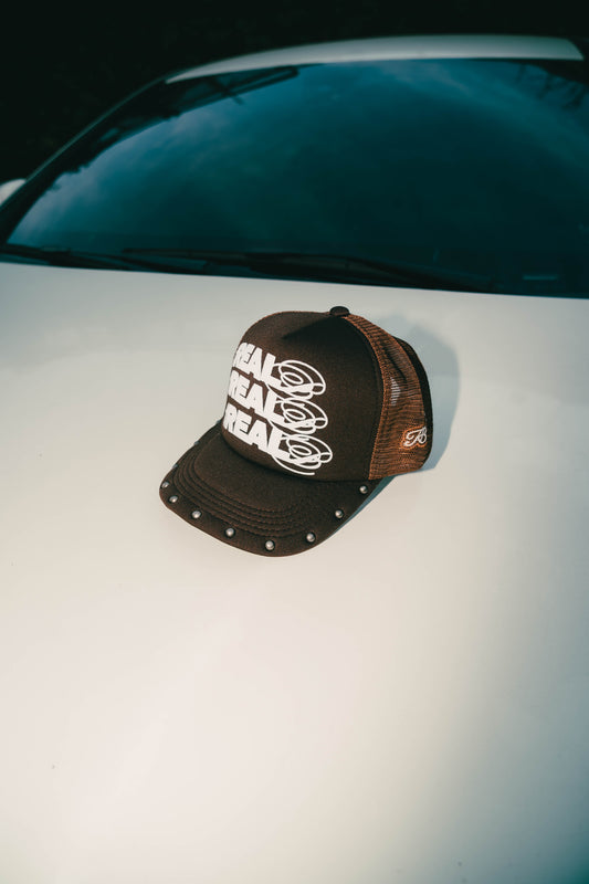 Trucker Hat "Raíz Sagrada" Café Oscuro