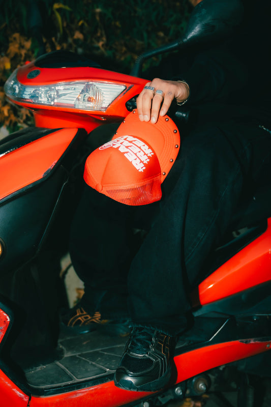 Trucker Hat "Sangre Real" Rojo Intenso